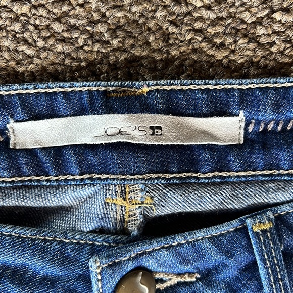 Joe’s Jeans 28 - Picture 2 of 3